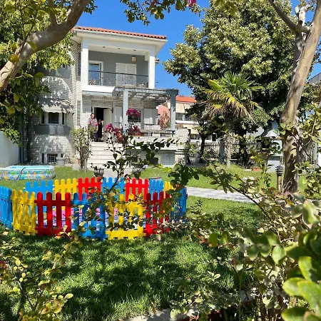 Villa Palataki