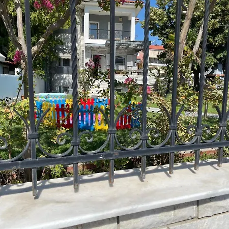 Palataki نيكيتي